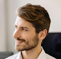 Director de Tecnología Michael Brennan, líder tecnológico en fintech cripto, retrato